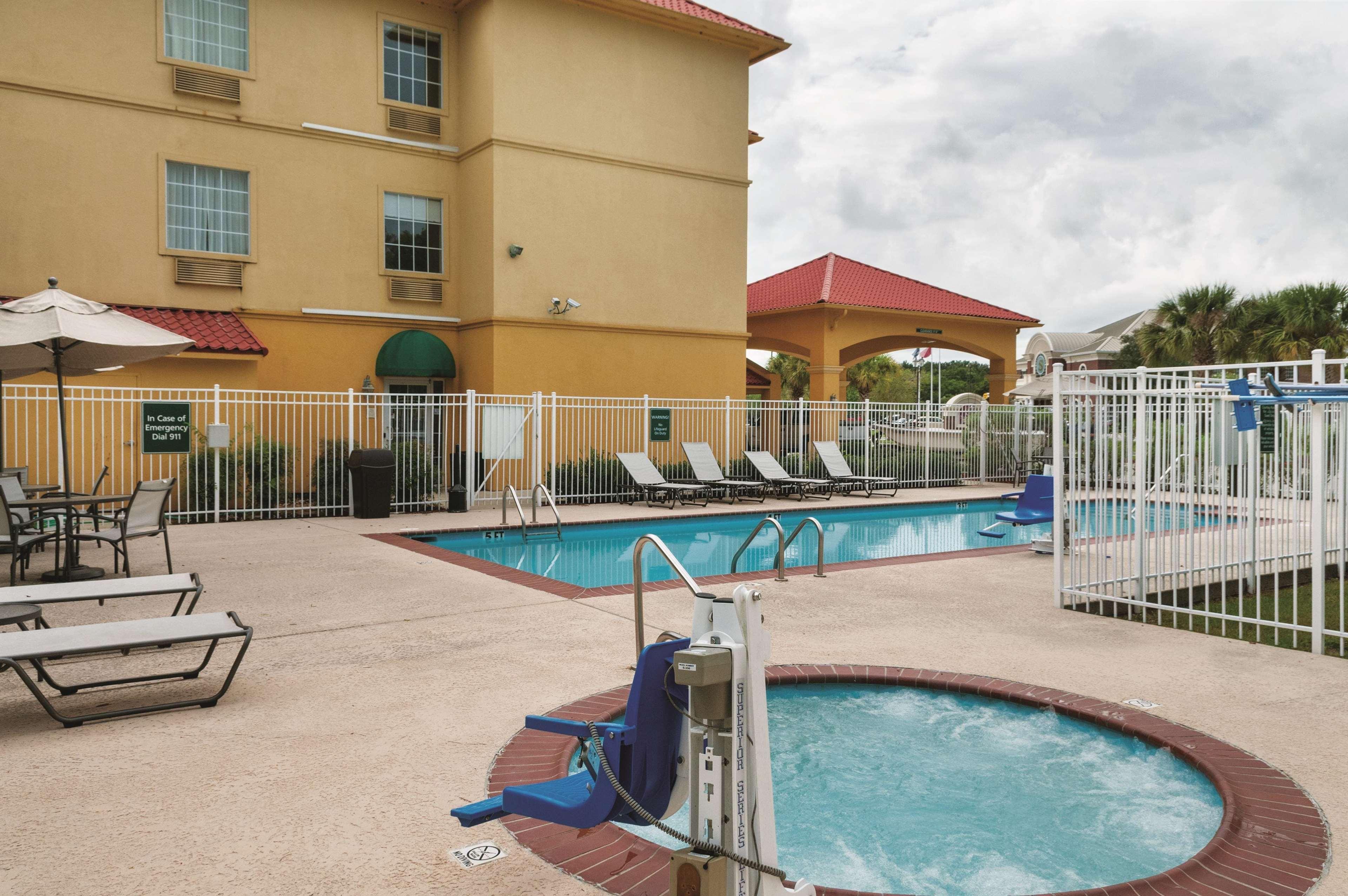 Hotel La Quinta By Wyndham Houma Exterior foto