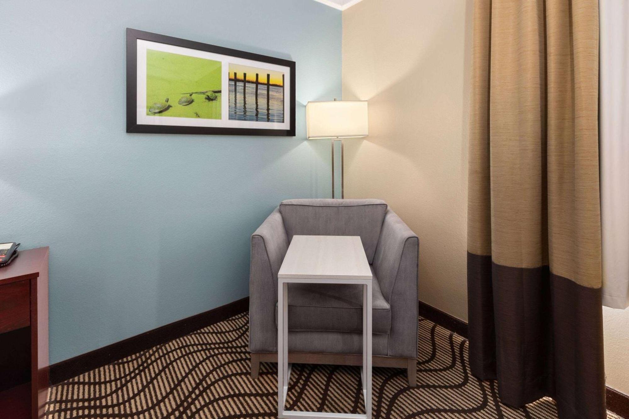 Hotel La Quinta By Wyndham Houma Exterior foto