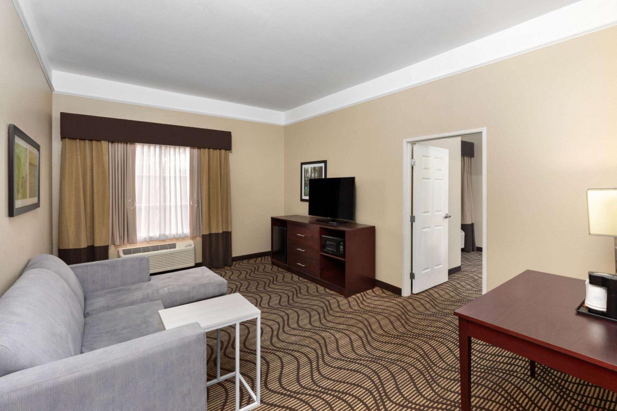 Hotel La Quinta By Wyndham Houma Exterior foto